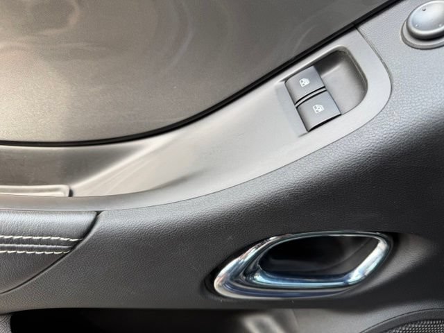 Used 2011 Chevrolet Camaro LT RWD image 19