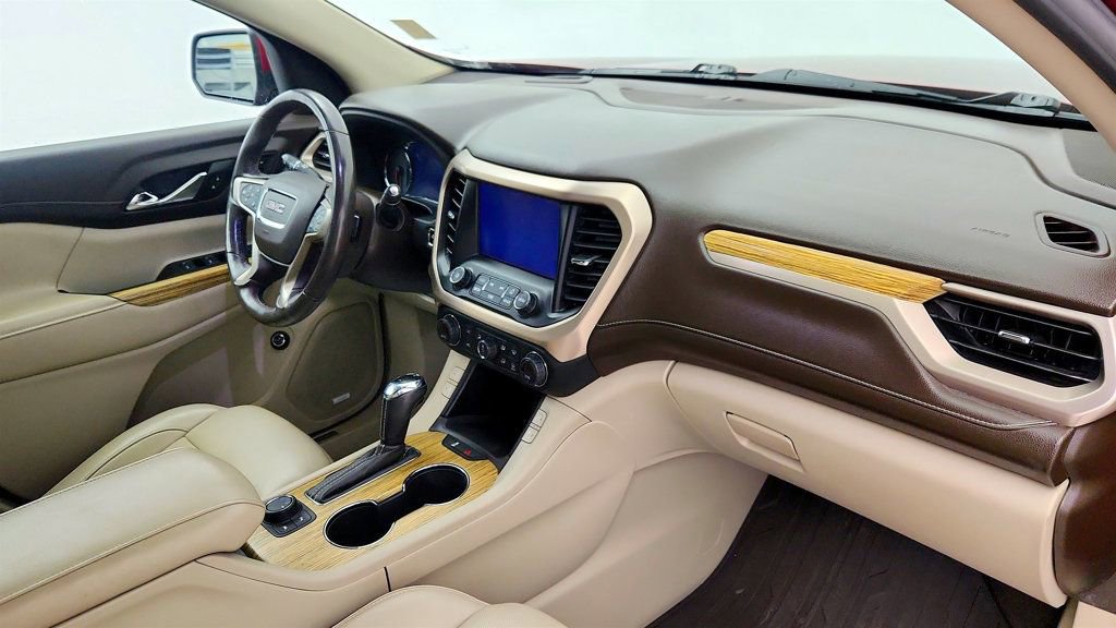 Used 2019 GMC Acadia Denali image 27