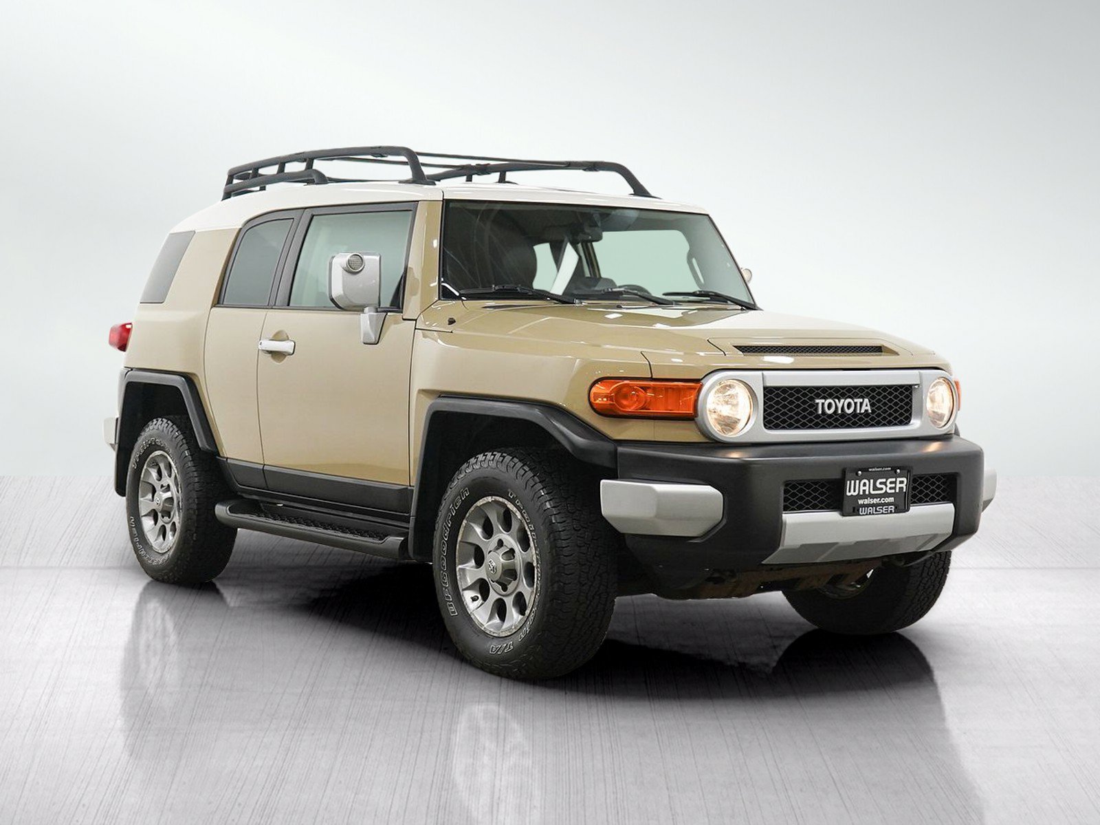 Used 2011 Toyota FJ Cruiser 4WD w/ Upgrade Pkg image 9