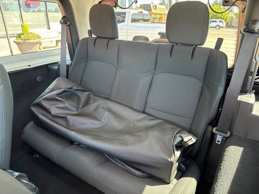 Used 2021 Jeep Wrangler Sport AWD/4WD image 7