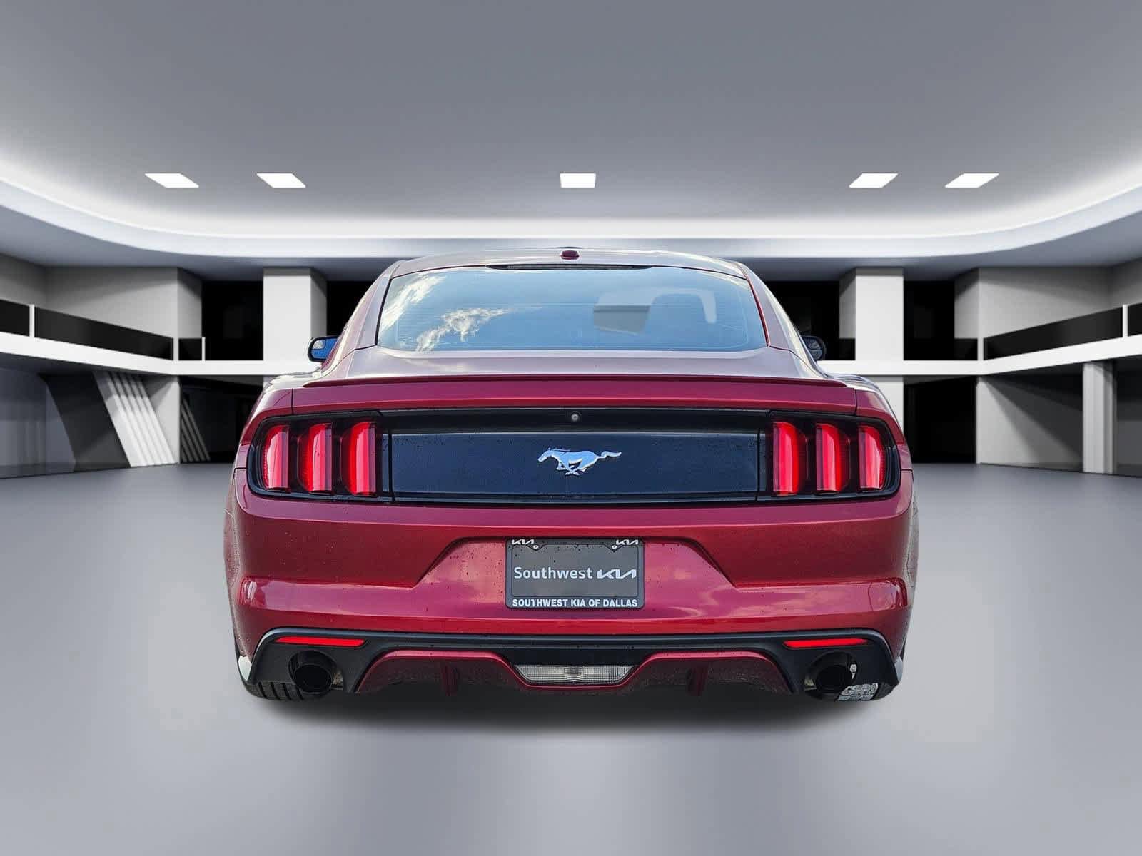 Used 2015 Ford Mustang Premium RWD image 5