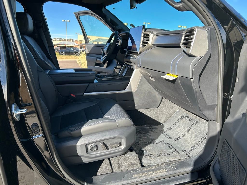 Used 2026 Toyota Sequoia Platinum image 28