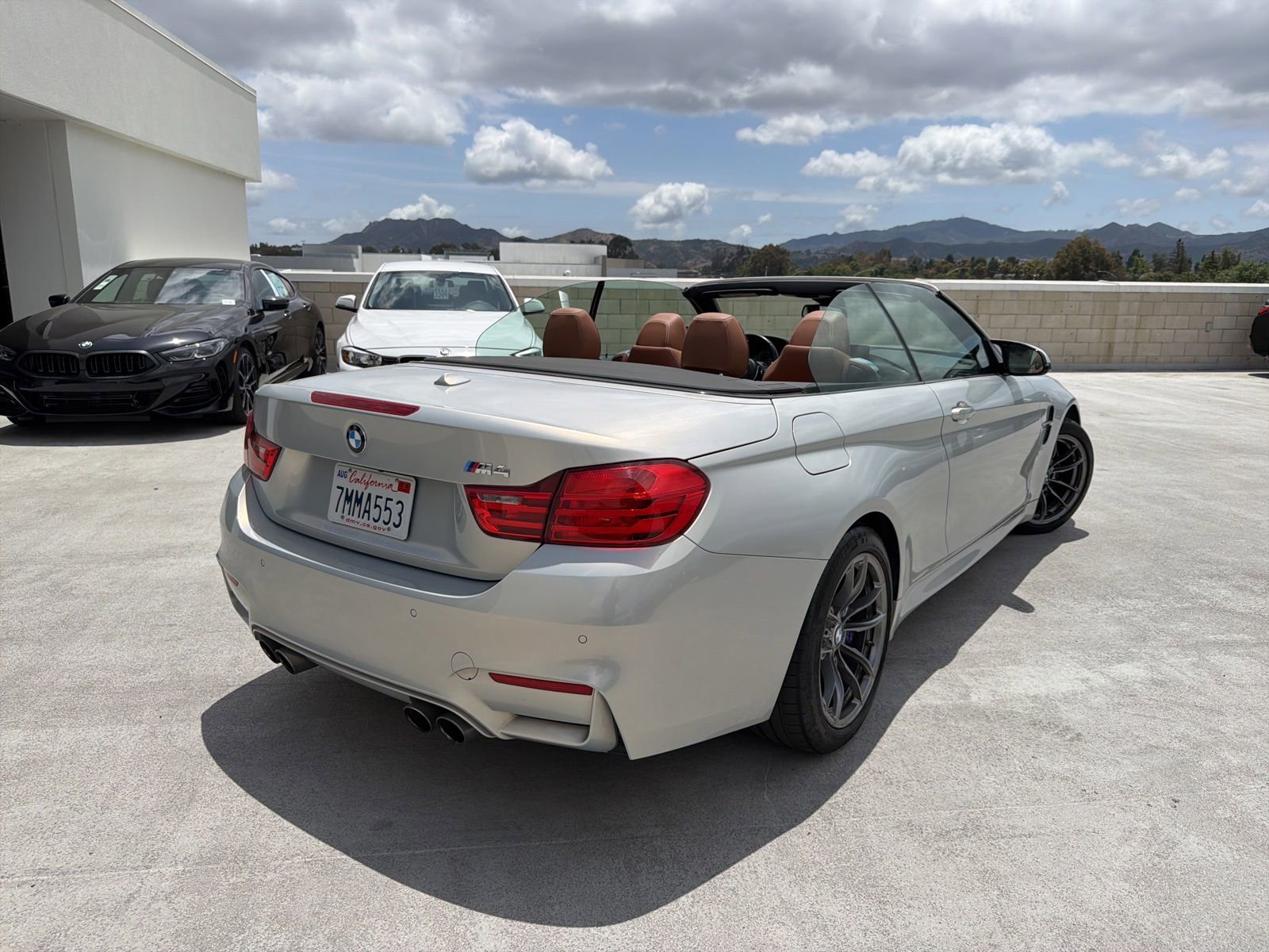 Used 2015 BMW M4 Convertible RWD image 4