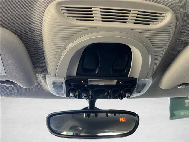 Used 2018 MINI Cooper S image 18