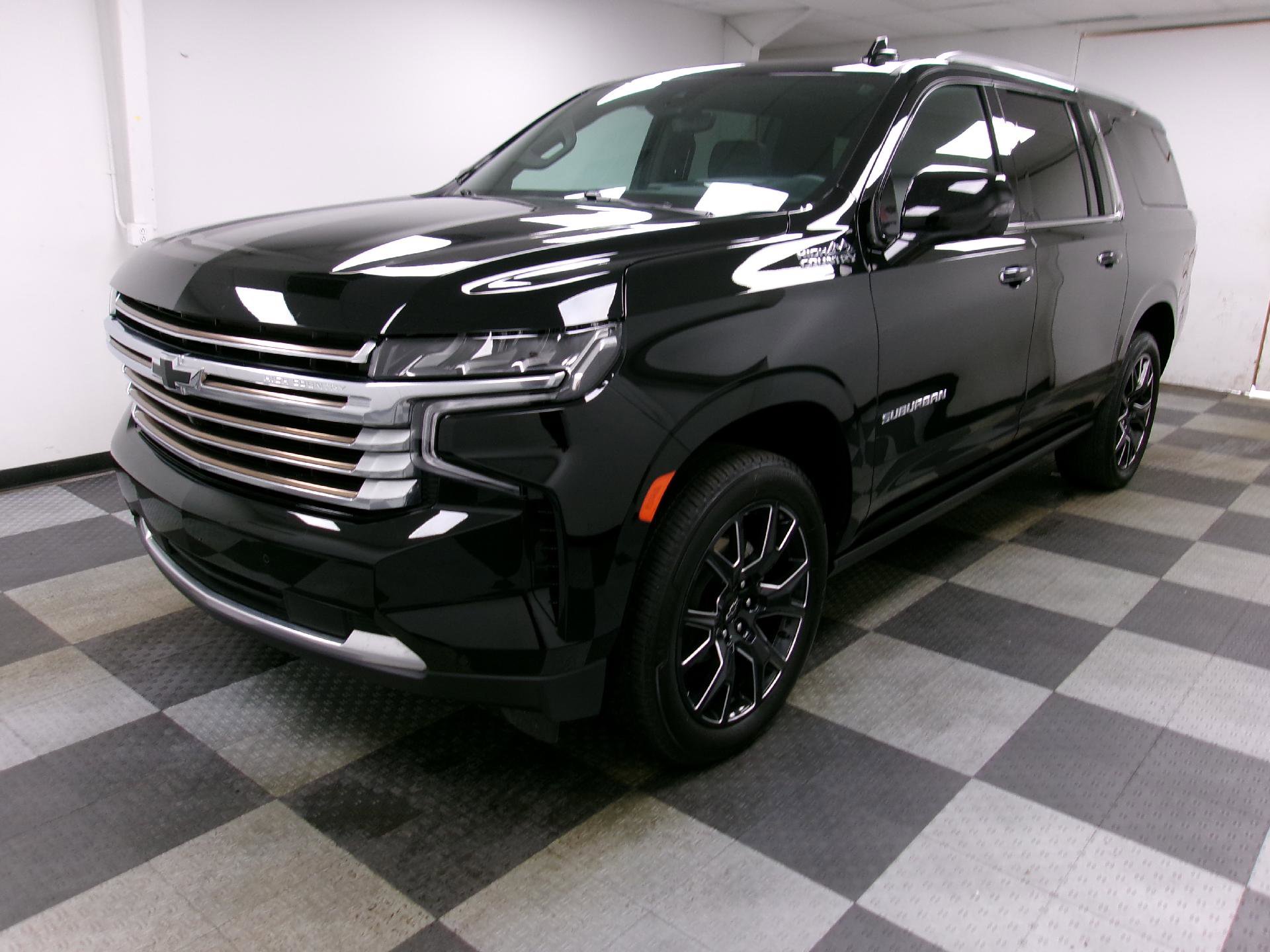 Certified 2024 Chevrolet Suburban High Country w/ Premium Package