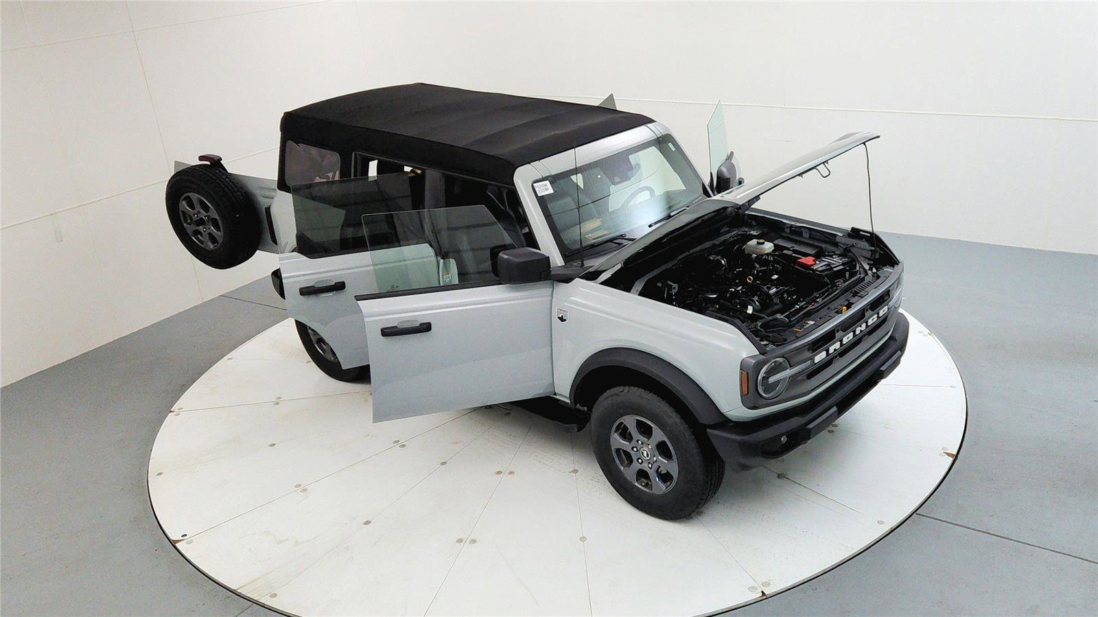 Used 2024 Ford Bronco Big Bend image 19