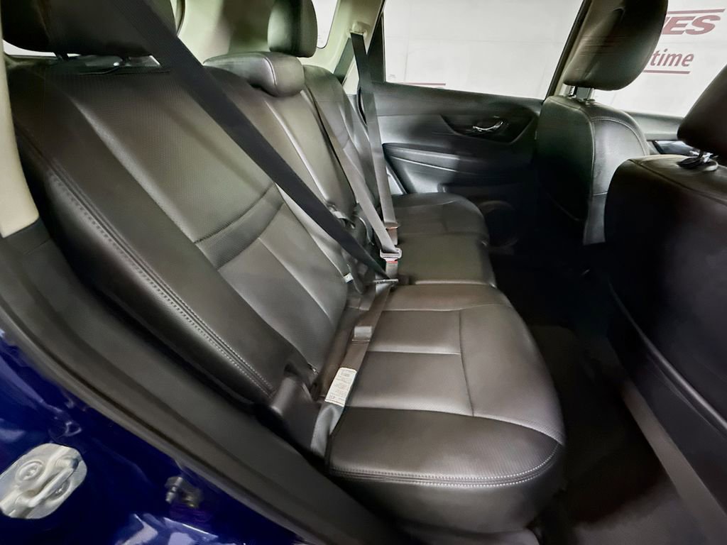 Used 2019 Nissan Rogue SL AWD/4WD image 30