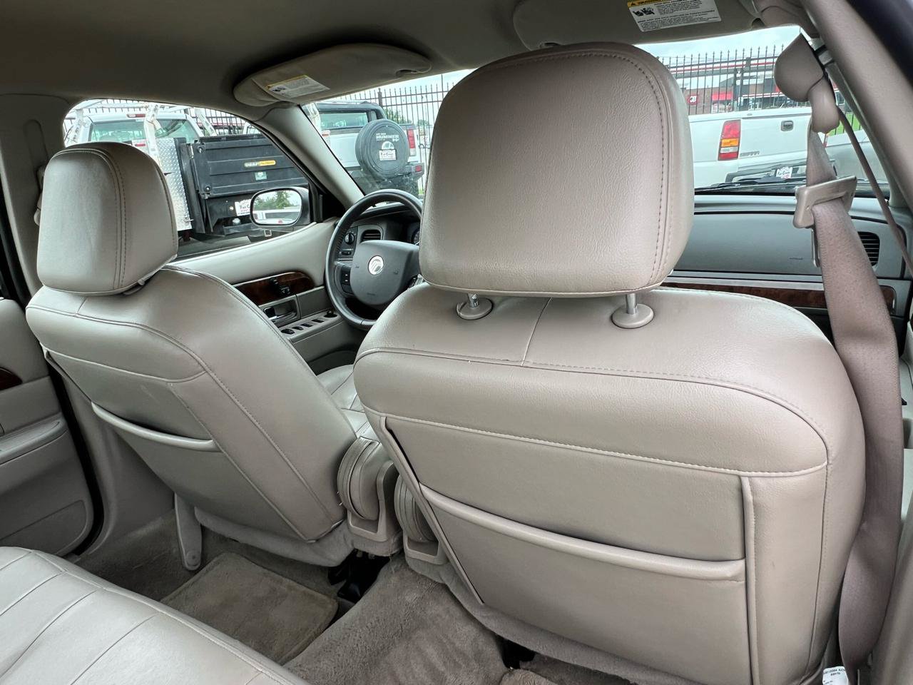 Used 2009 Mercury Grand Marquis LS RWD image 44