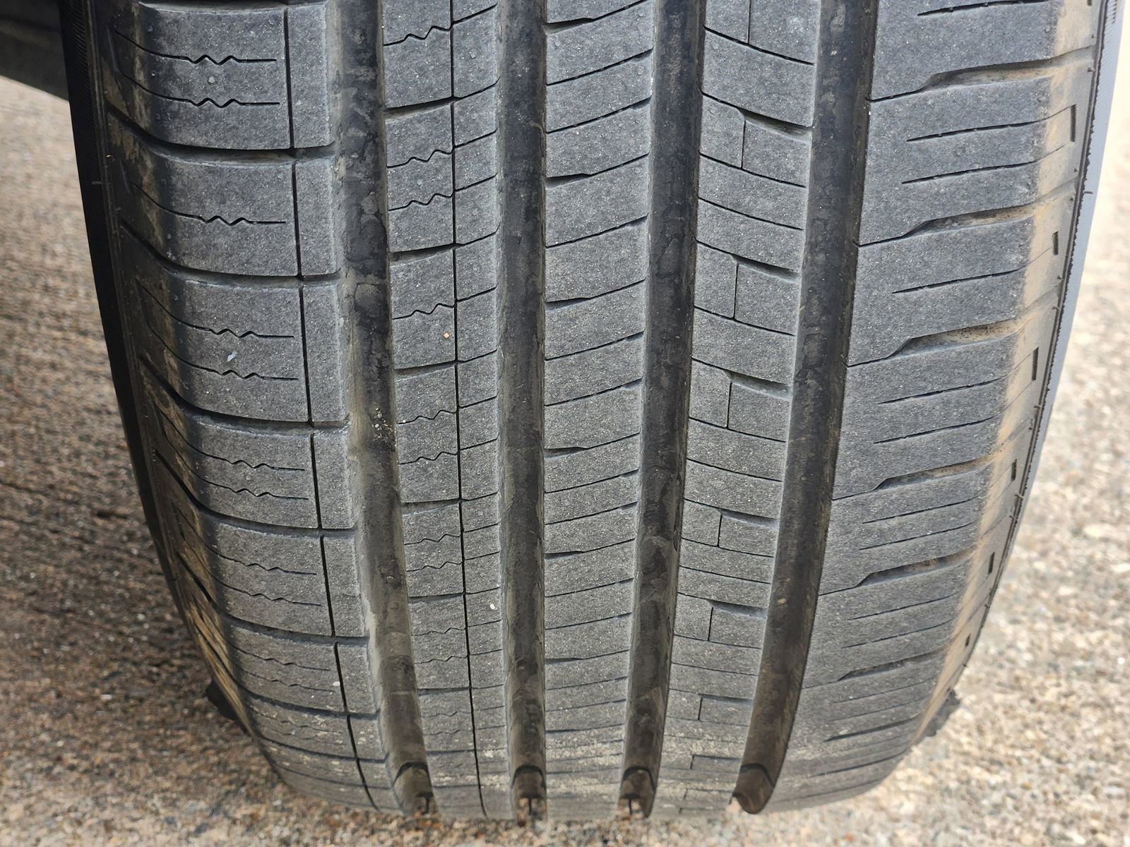 Used 2024 Toyota RAV4 XLE image 15