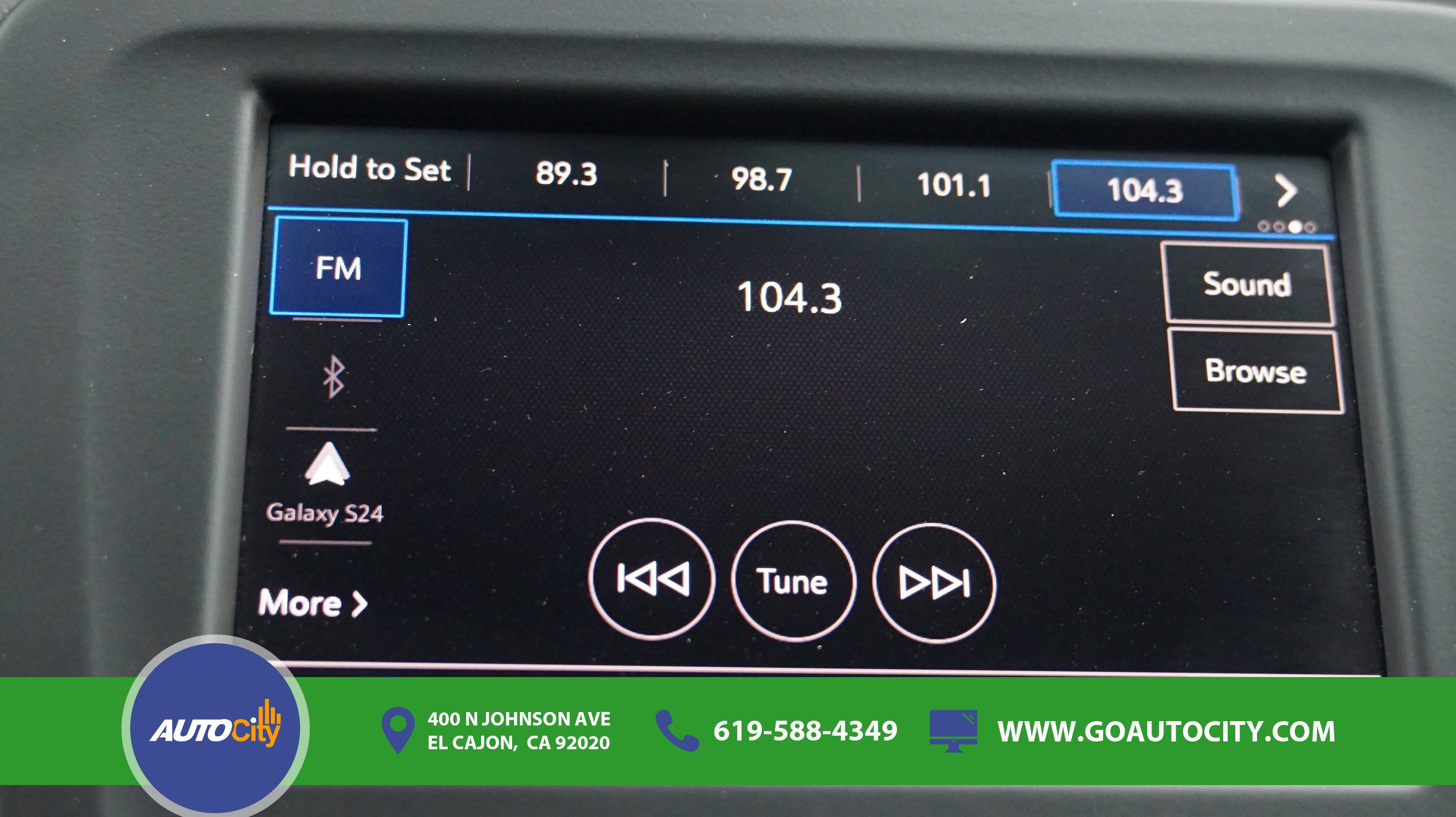 Used 2024 Chevrolet Equinox LT FWD image 22
