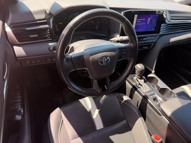 Used 2025 Toyota Camry SE FWD image 21