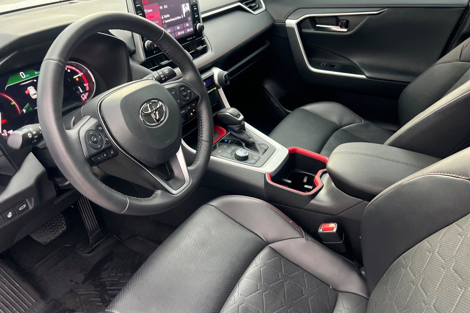 Certified 2022 Toyota RAV4 TRD Off-Road image 7