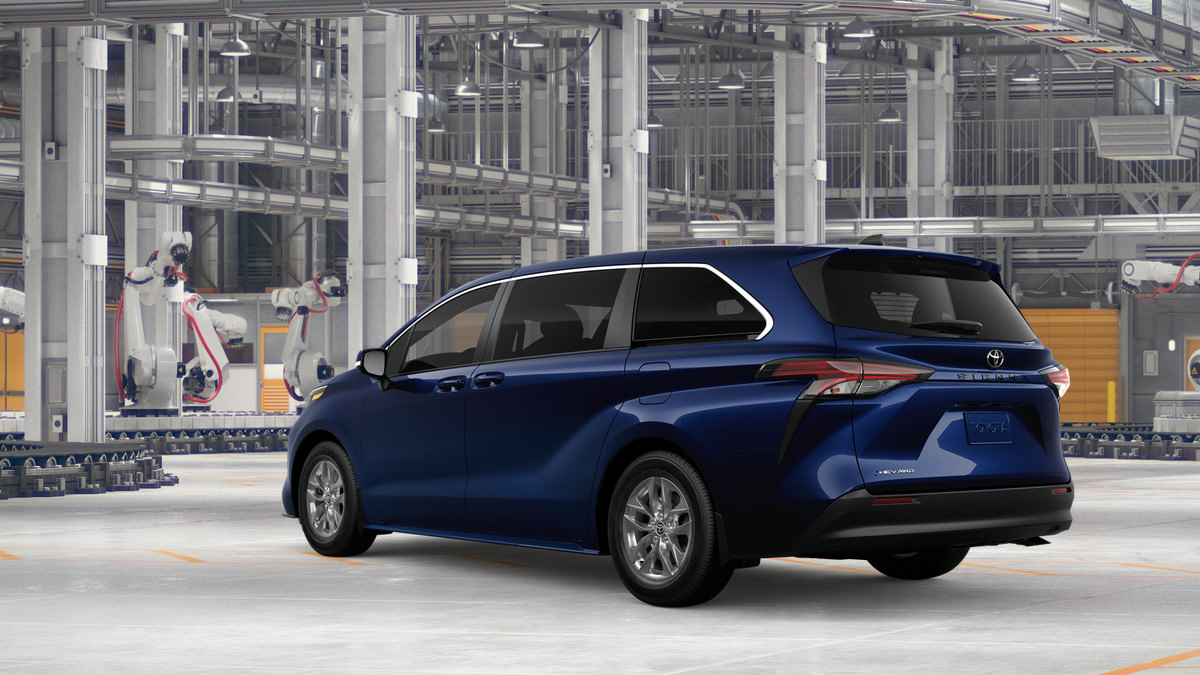 New 2026 Toyota Sienna LE AWD/4WD image 6