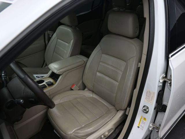 Used 2017 GMC Acadia Denali image 16