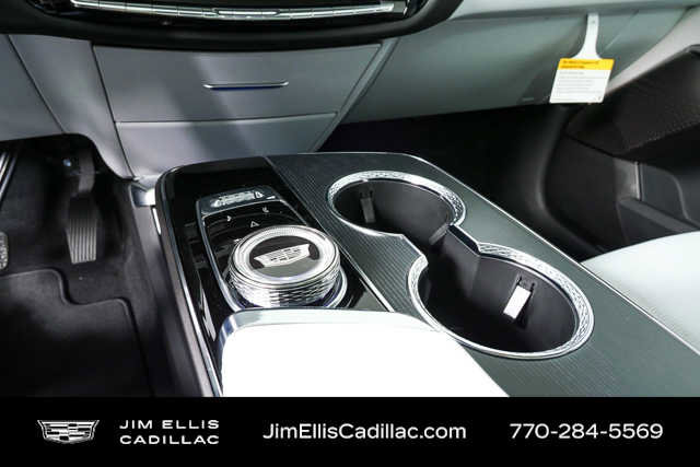 New 2026 Cadillac Lyriq Luxury RWD image 17