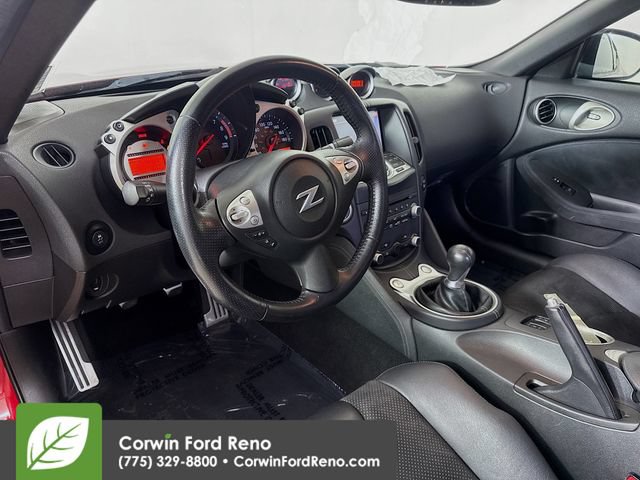 Used 2012 Nissan 370Z Touring RWD image 9
