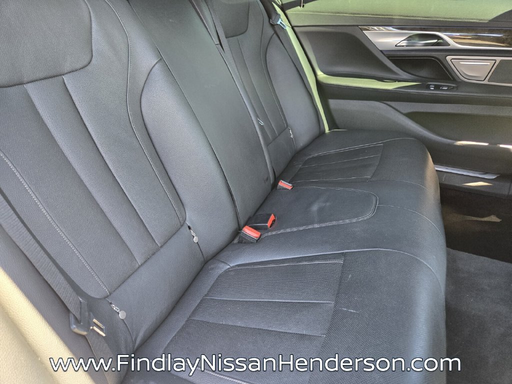 Used 2016 BMW 740i RWD image 19