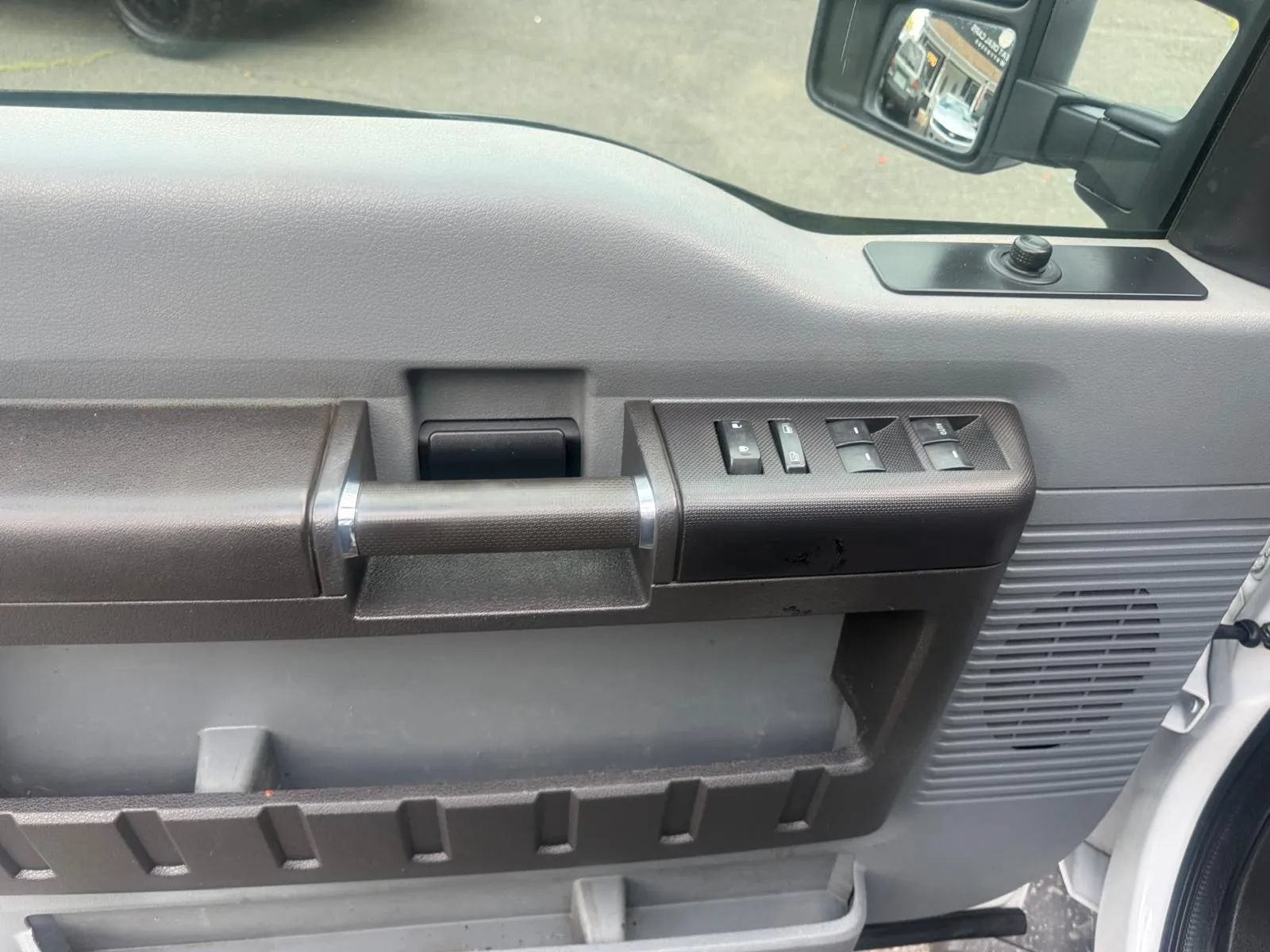 Used 2012 Ford F350 XL w/ PWR Equipment Group AWD/4WD image 10
