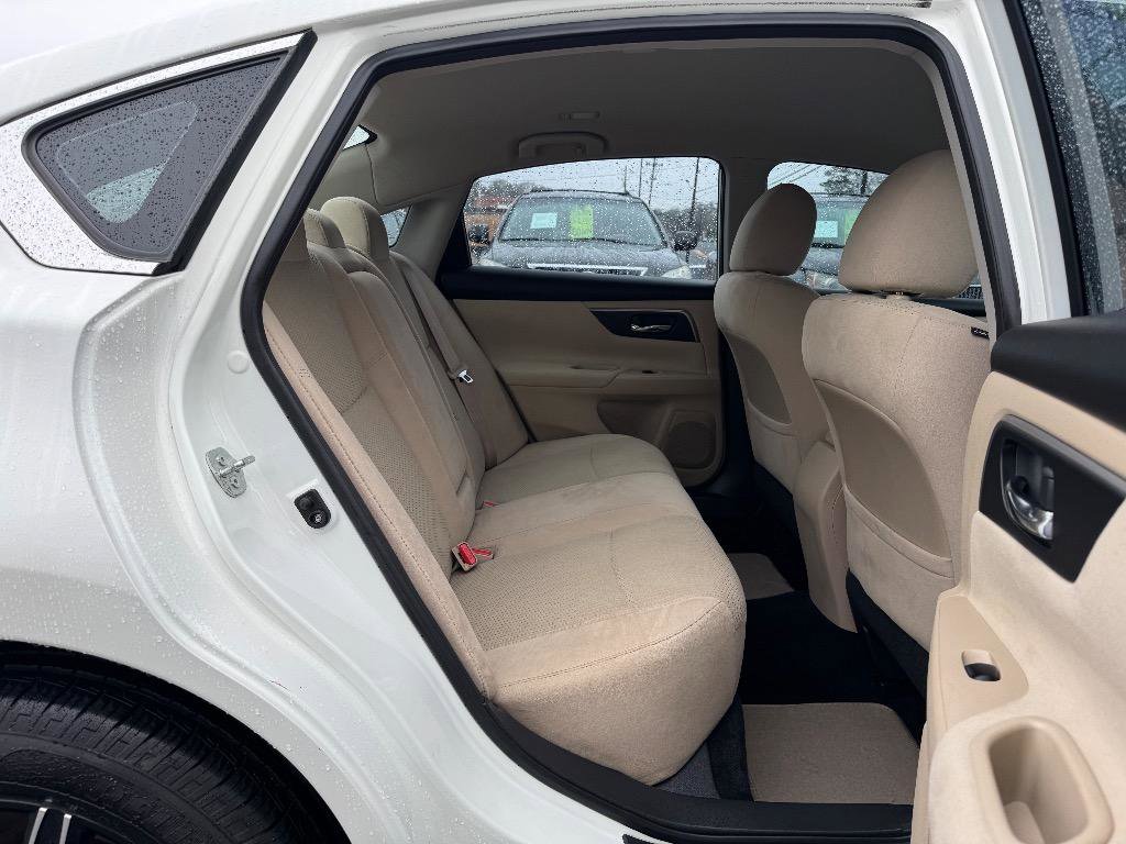 Used 2015 Nissan Altima 2.5 S w/ Power Driver Seat Package FWD image 15