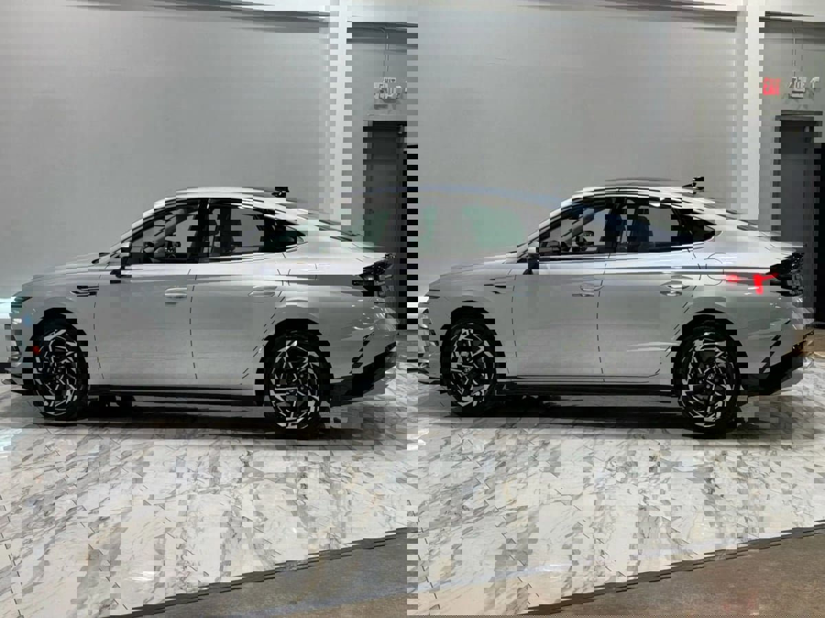 Used 2025 Hyundai Sonata SEL image 9