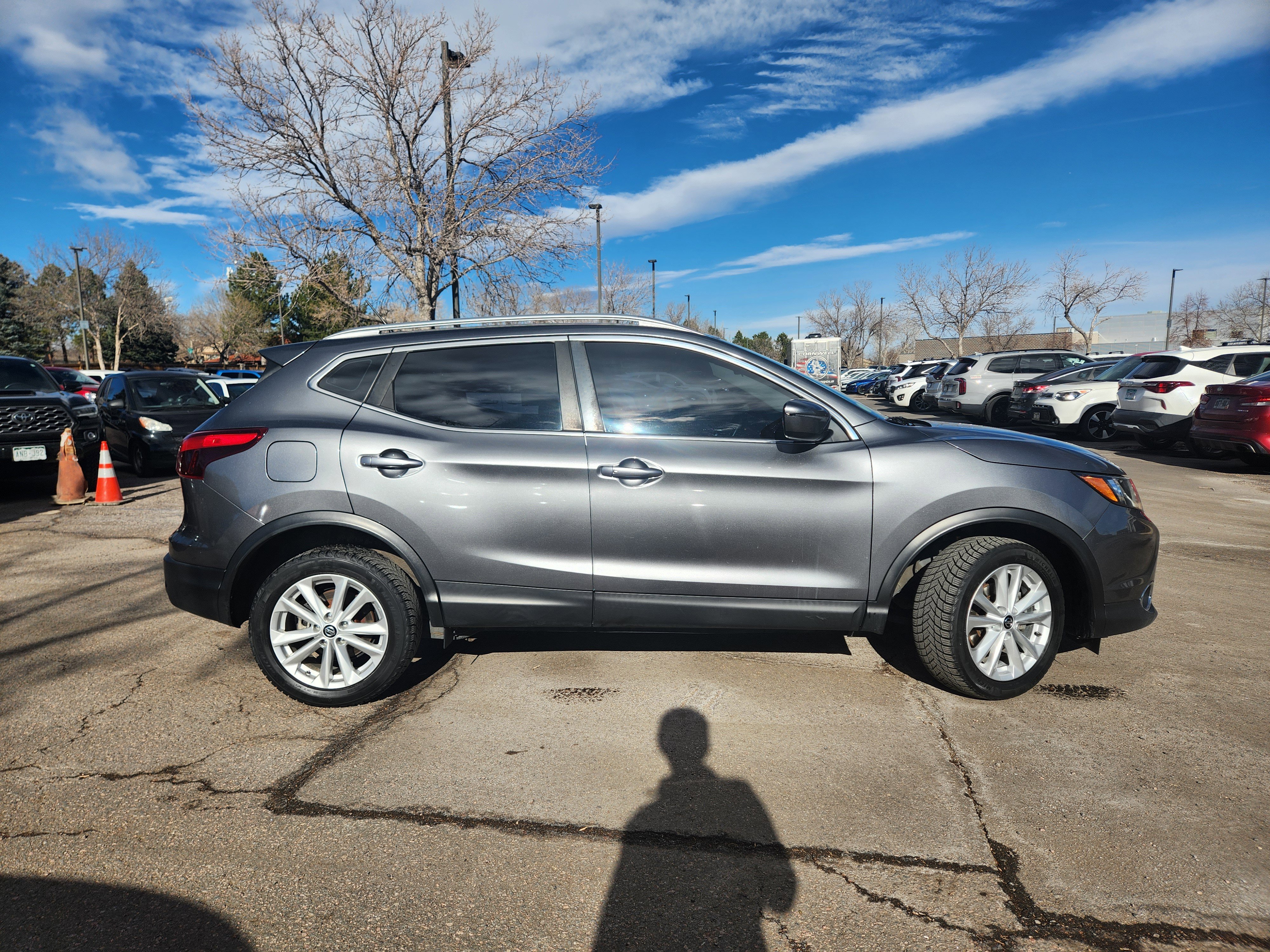 Used 2019 Nissan Rogue Sport SV w/ All-Weather Package image 2