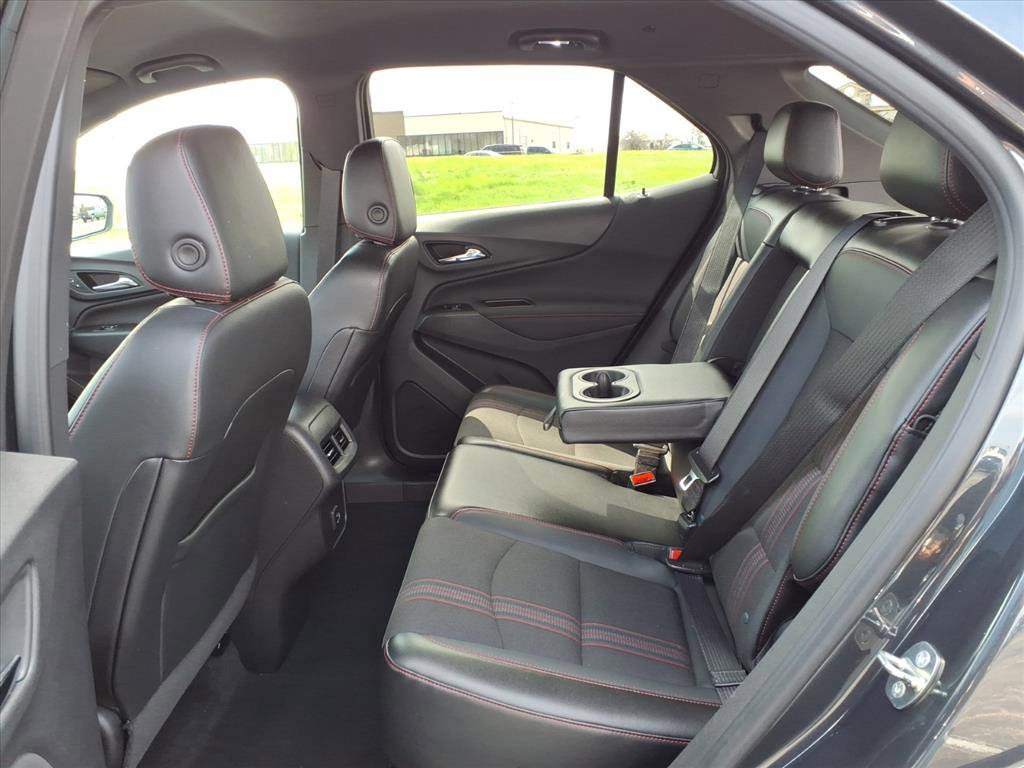 Used 2023 Chevrolet Equinox RS AWD/4WD image 28