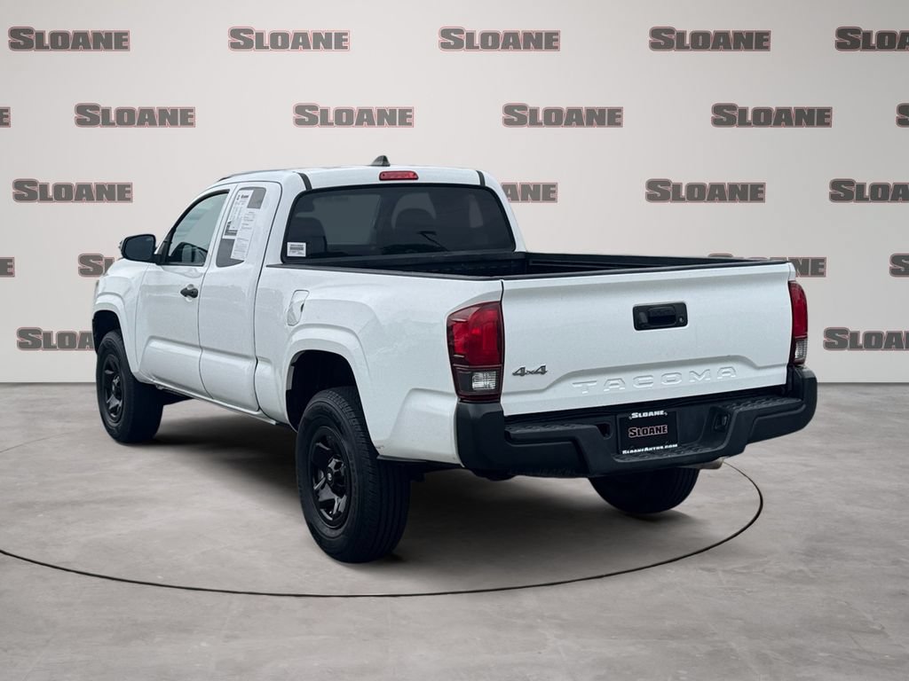 Used 2020 Toyota Tacoma SR AWD/4WD image 3