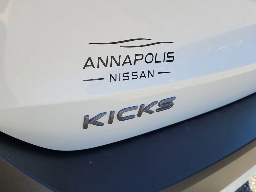 New 2026 Nissan Kicks SR w/ Cold Weather Package image 11