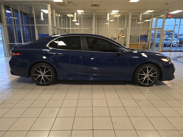 Used 2023 Toyota Camry SE w/ Audio Upgrade Package image 9