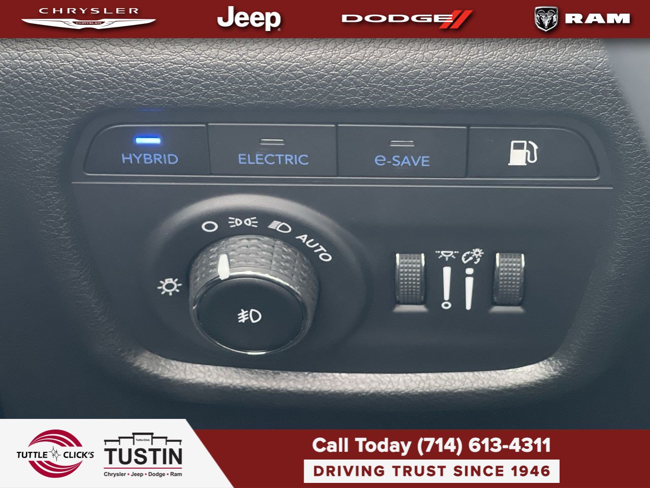 Used 2023 Jeep Grand Cherokee 4WD 4xe image 25