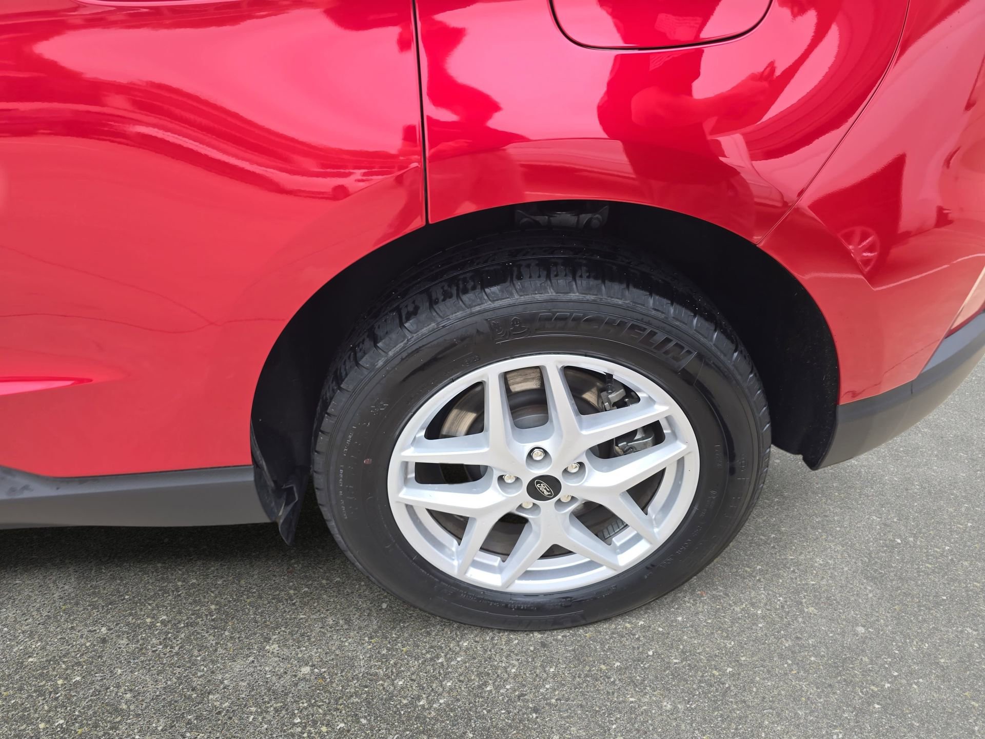 Used 2024 Ford Edge SEL w/ Convenience Package AWD/4WD image 32