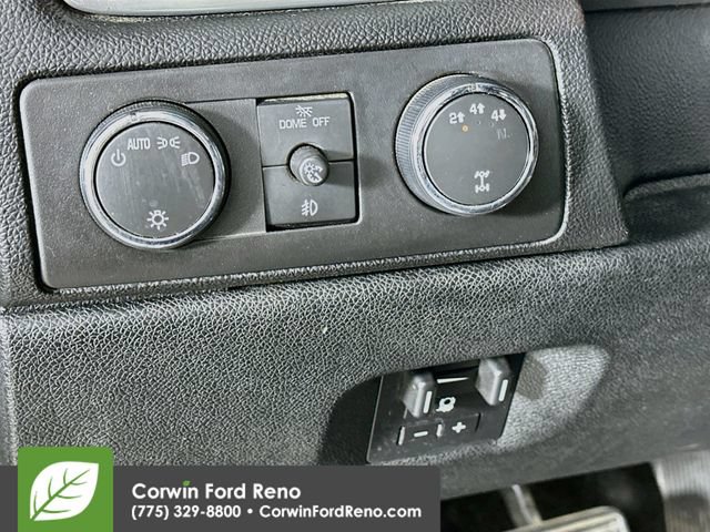 Used 2011 GMC Sierra 2500 Denali w/ Suspension Package, Off-Road AWD/4WD image 13