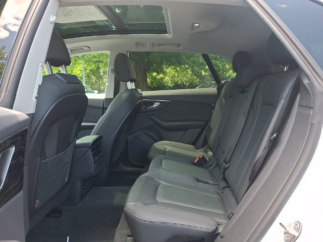 Certified 2023 Audi Q8 Premium w/ Convenience Package AWD/4WD image 10