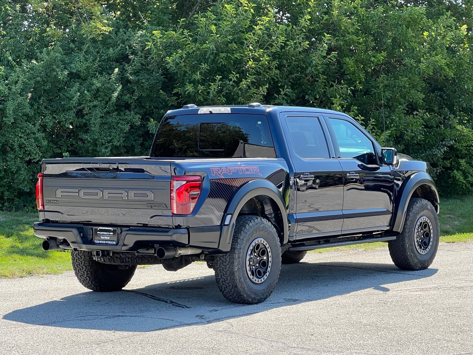 Used 2025 Ford F150 Raptor AWD/4WD image 6