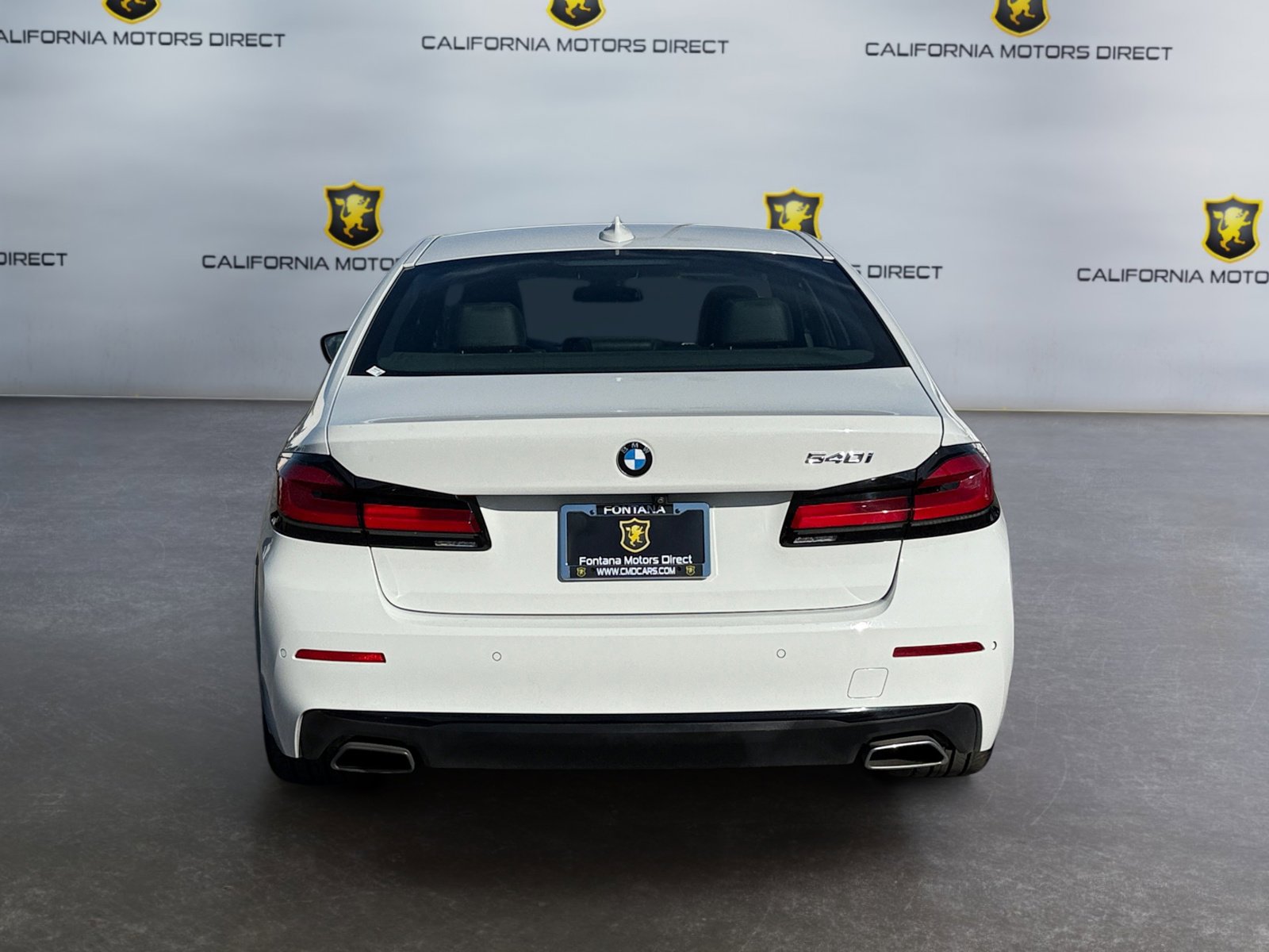 Used 2022 BMW 540i w/ Premium Package image 4