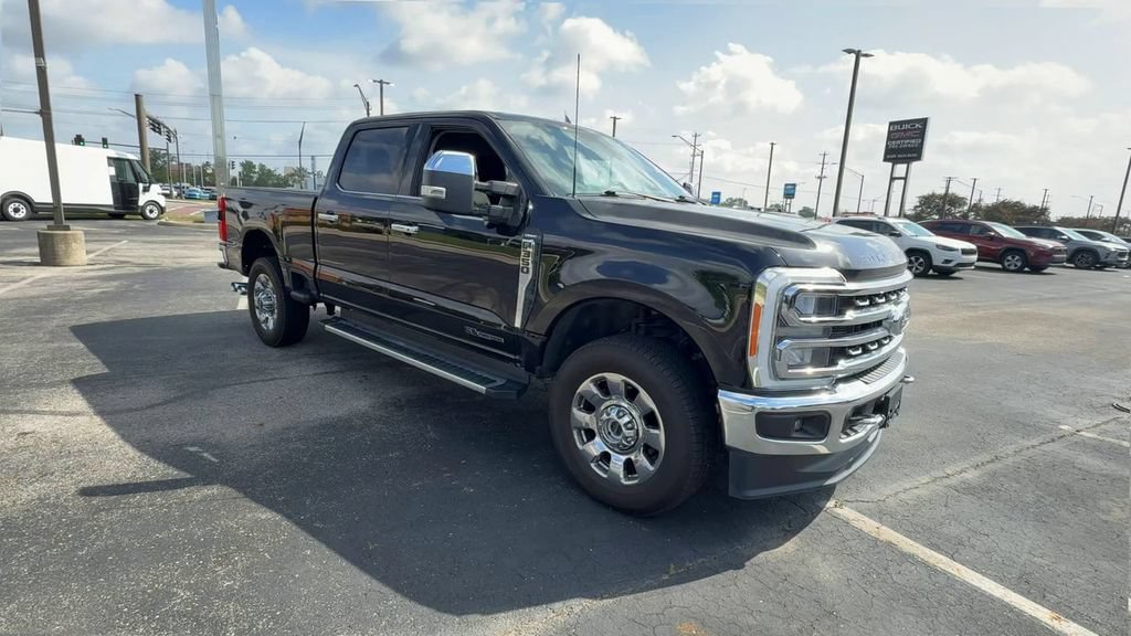 Used 2023 Ford F350 Lariat w/ Chrome Package AWD/4WD image 2