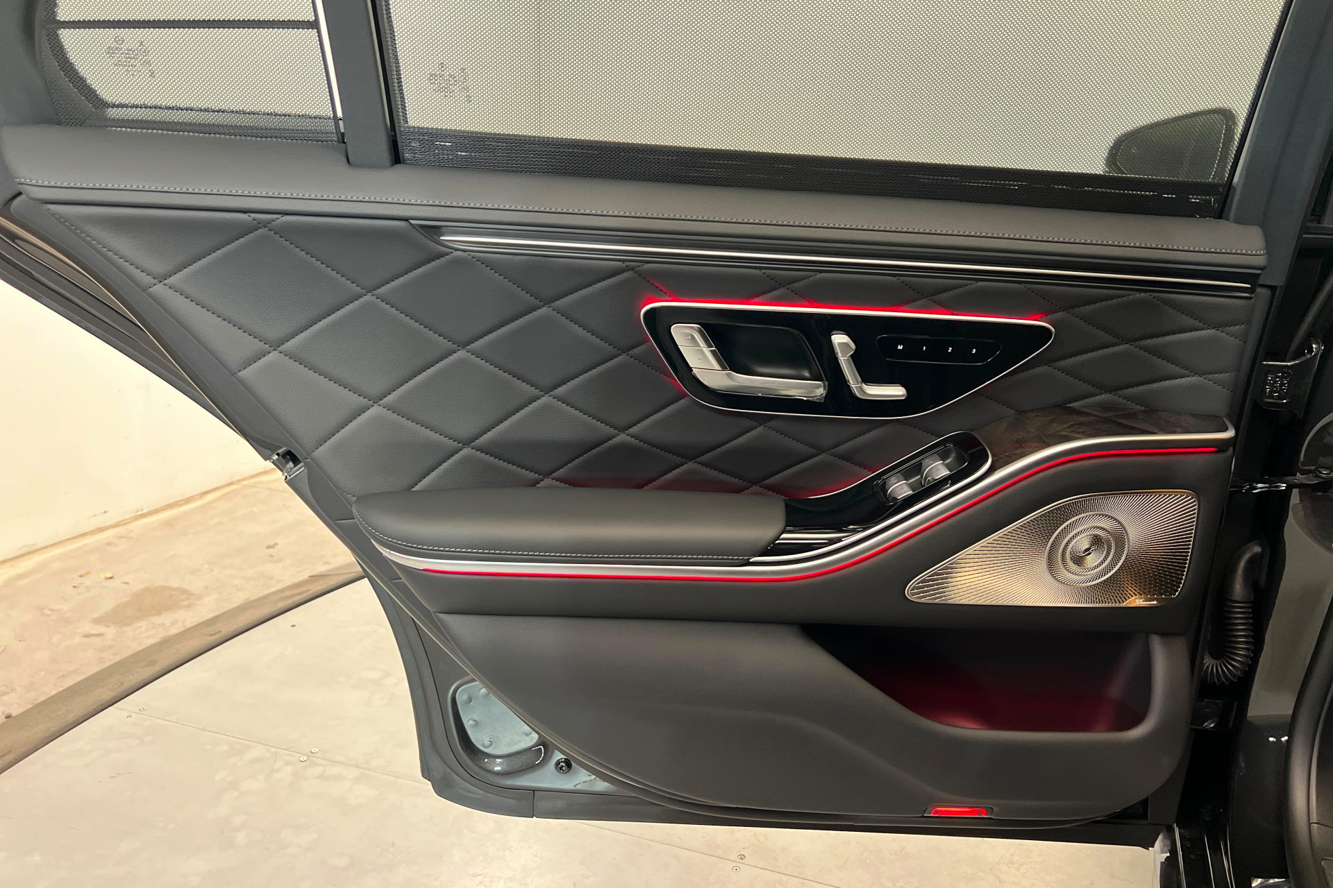 New 2027 Mercedes-Benz S 580 4MATIC Sedan image 18