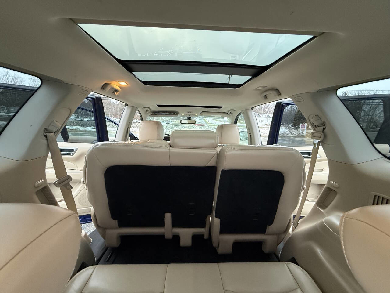 Used 2017 Nissan Pathfinder SL w/ SL Premium Package image 12