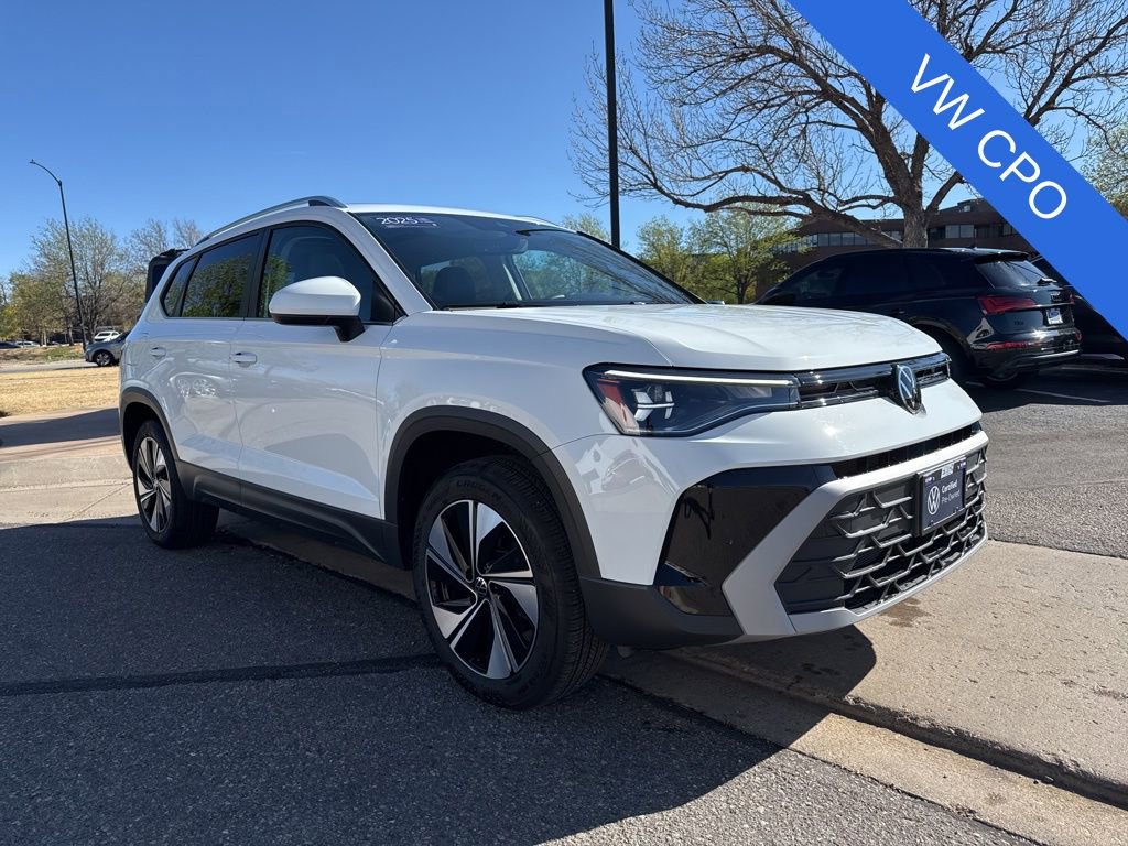 Used 2025 Volkswagen Taos SE AWD/4WD image 8