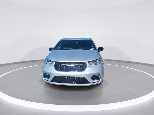 New 2026 Chrysler Pacifica Select FWD image 3