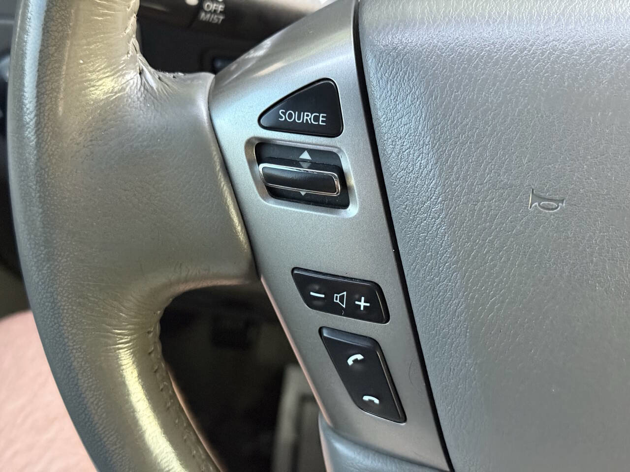 Used 2018 Nissan NV 3500 SL RWD image 11