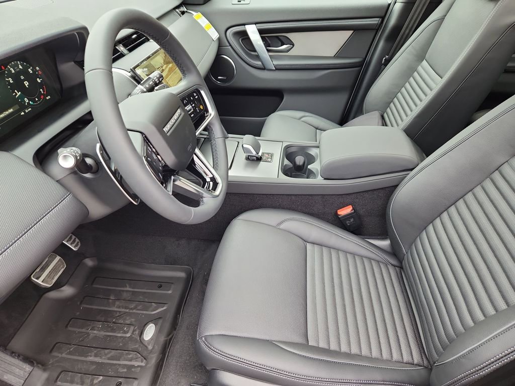 New 2026 Land Rover Discovery Sport Landmark AWD/4WD image 23