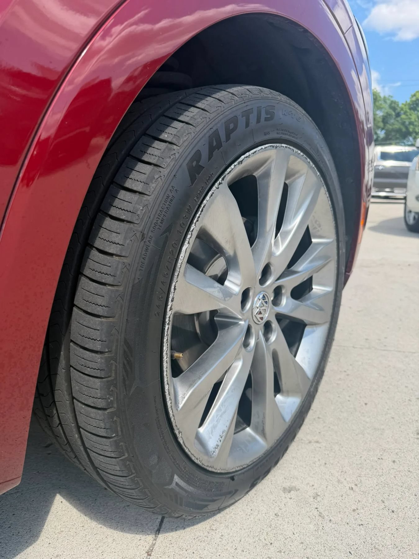 Used 2022 Buick Envision Avenir w/ Technology Package II AWD/4WD image 8