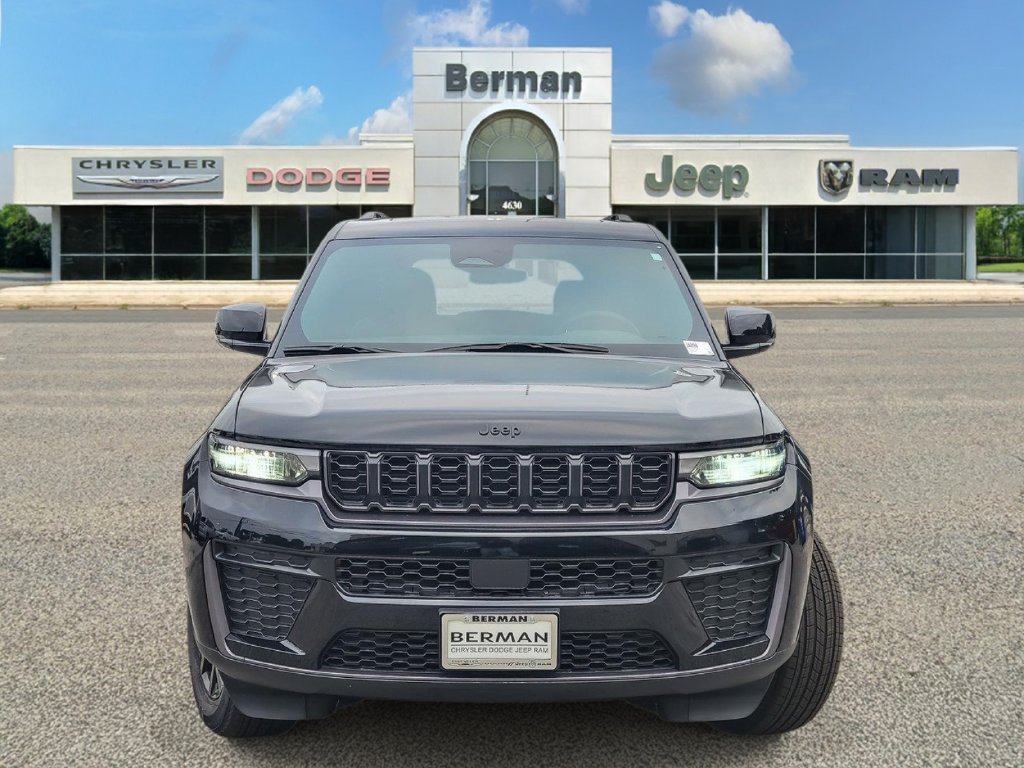 New 2026 Jeep Grand Cherokee Altitude AWD/4WD image 6
