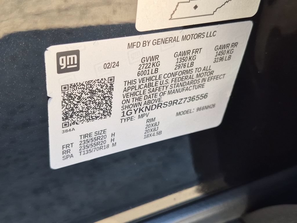 Certified 2024 Cadillac XT5 Premium Luxury w/ LPO, Floor Liner Package AWD/4WD image 33