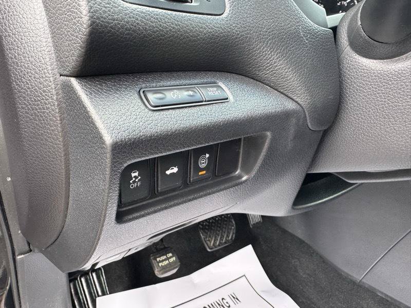 Used 2015 Nissan Altima 2.5 SV w/ Convenience Package FWD image 14