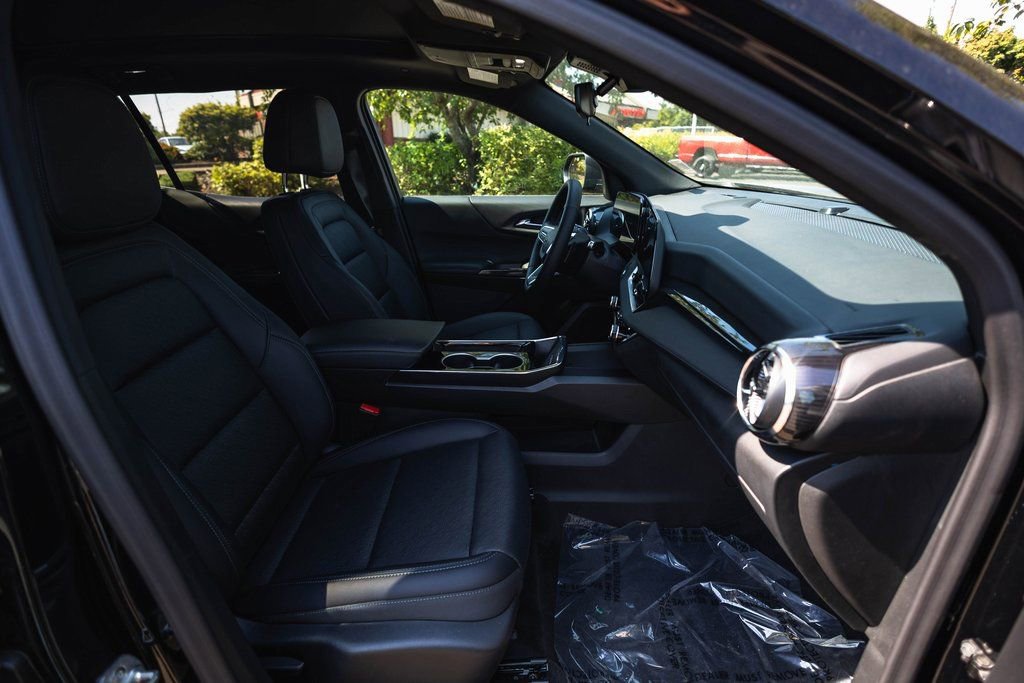 New 2025 Chevrolet Equinox LT w/ Convenience Package II image 19