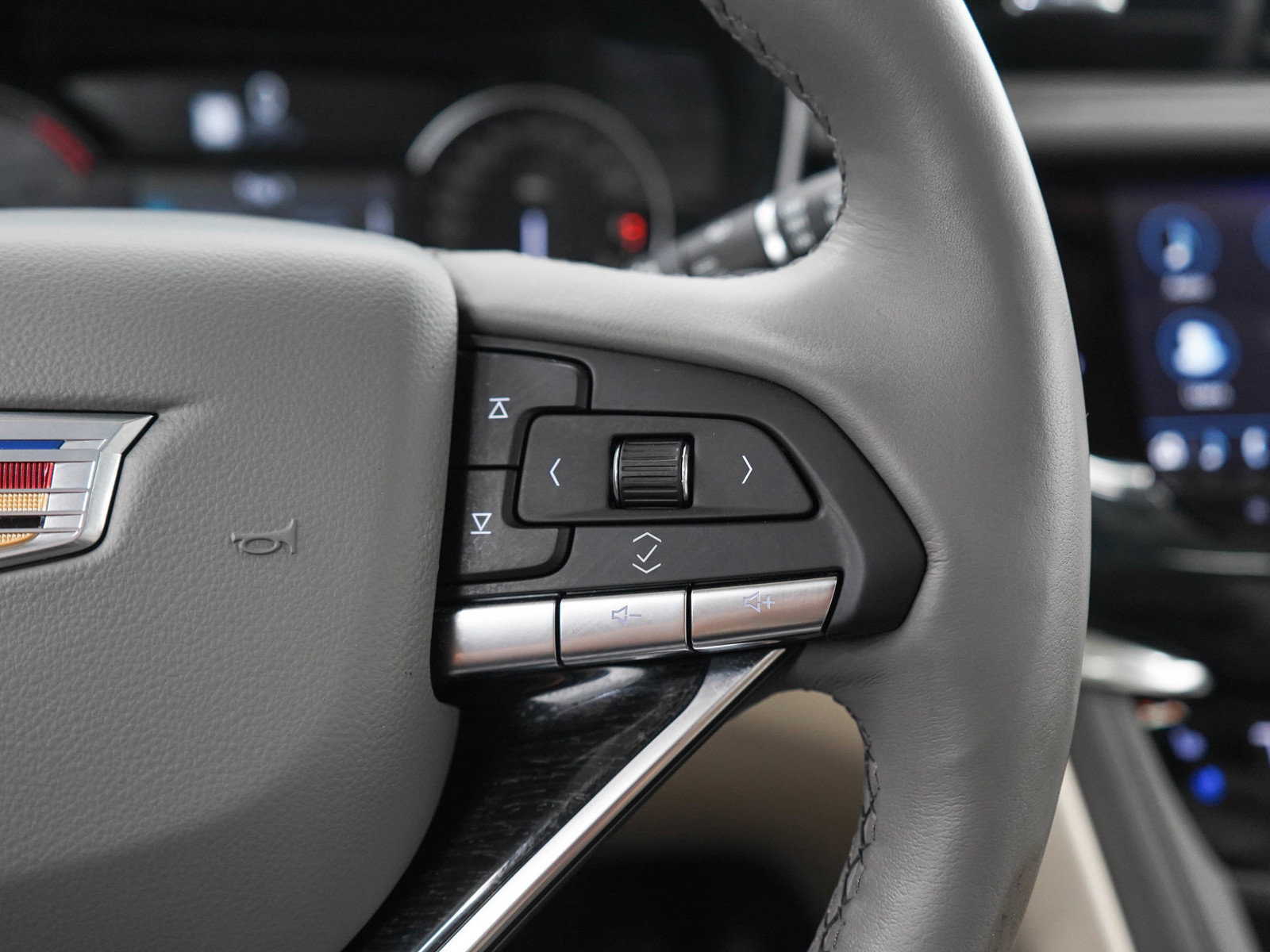 Used 2022 Cadillac XT6 Premium Luxury AWD/4WD image 27