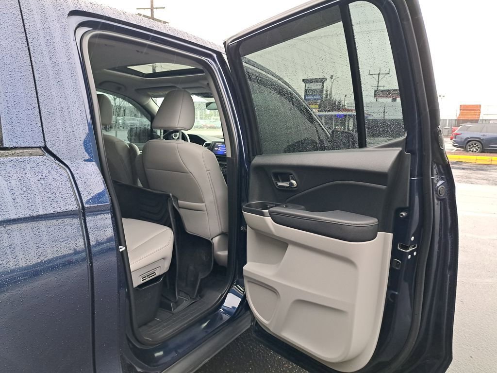 Used 2023 Honda Ridgeline RTL-E image 15
