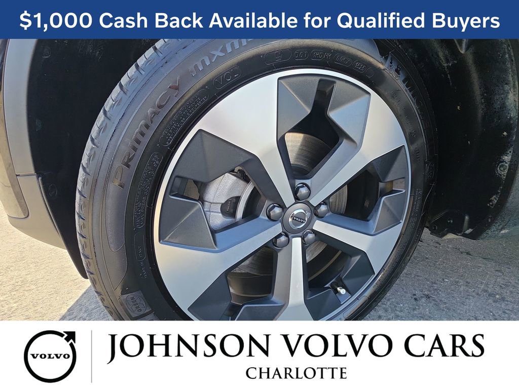 New 2026 Volvo XC40 B4 Plus w/ Protection Package Premier FWD image 35